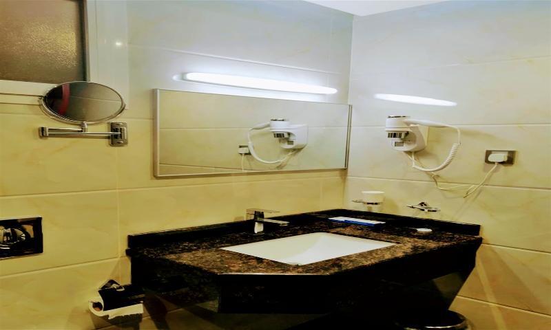 Carawan Hotel Τζέντα Εξωτερικό φωτογραφία